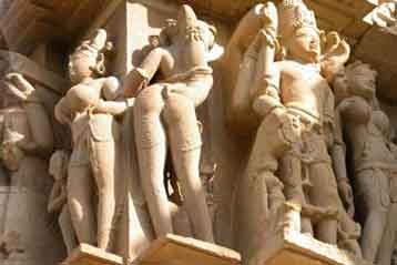 golden triangle with orchha khajurao