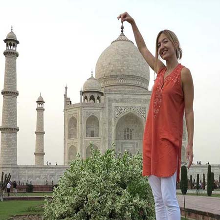 Taj Mahal Sunrise Tour From Delhi