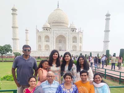 Taj Mahal moonlight tour